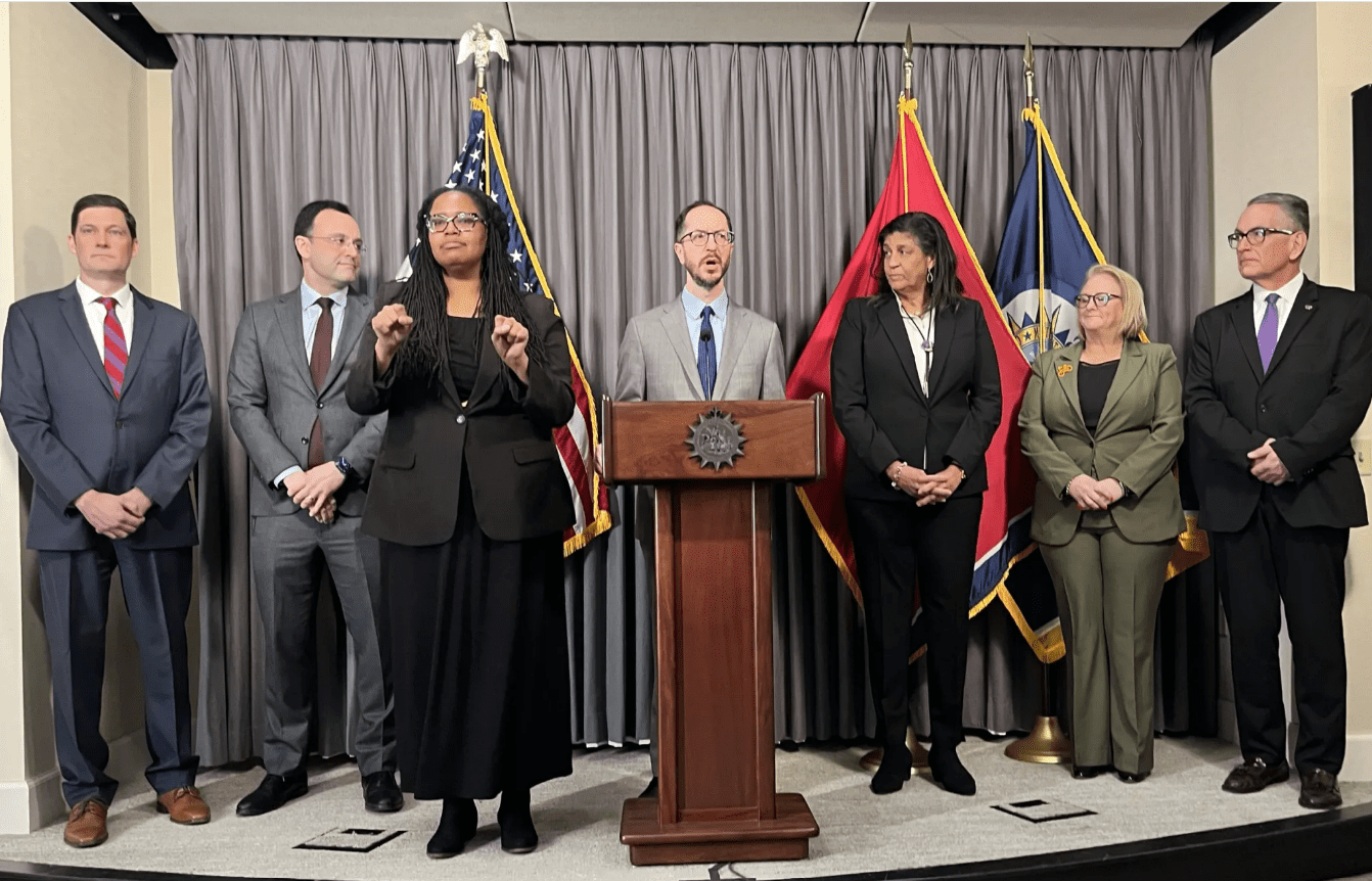 Flanked by city transit experts, Mayor Freddie O'Connell announces that his administration will put a transit plan on the ballot in November. NASHVILLE BANNER